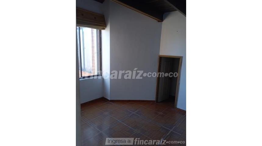 Piso – Bogotá D.C., Villa Claudia, Localidad Kennedy - Más