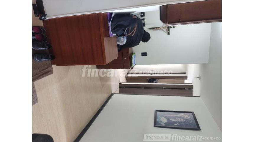 Piso – Bogotá, La Uribe, Localidad Usaquén - Más