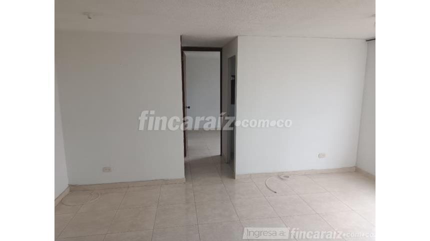 Piso – Bogotá, Calandaima, Localidad Kennedy - Más