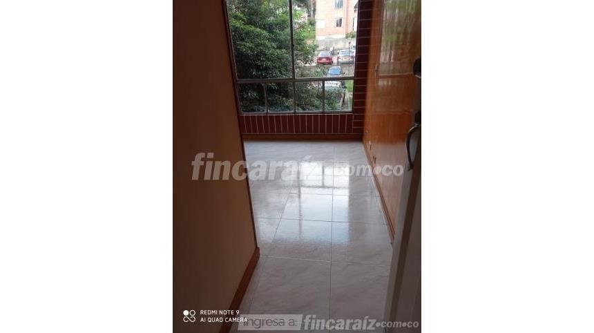 Piso – Bogotá, Las Lomas, Localidad Rafael Uribe Uribe - Más