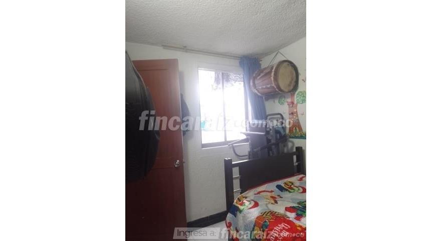 Piso – Bogotá, Las Brisas, Localidad San Cristóbal - Más