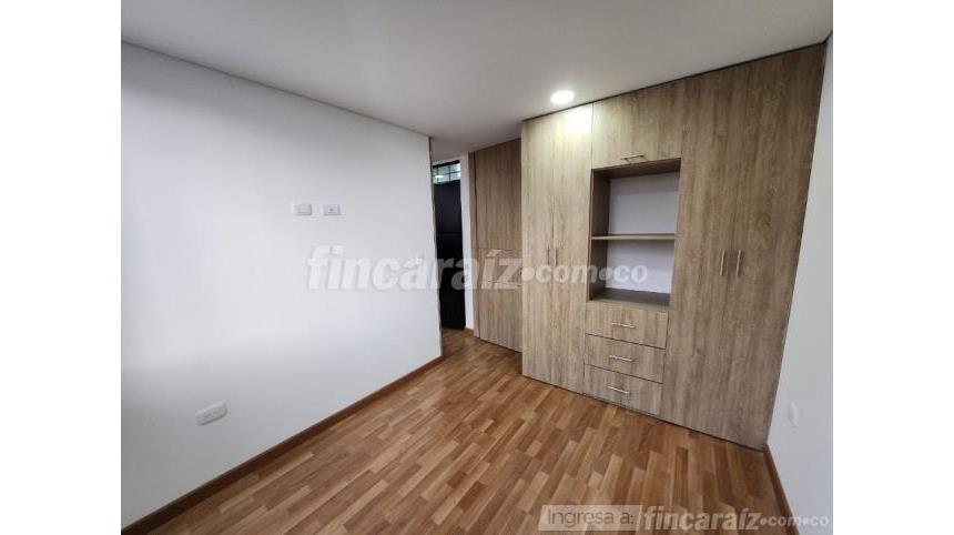 Piso – Bogotá, Santa Rosita, Localidad Engativá - Más