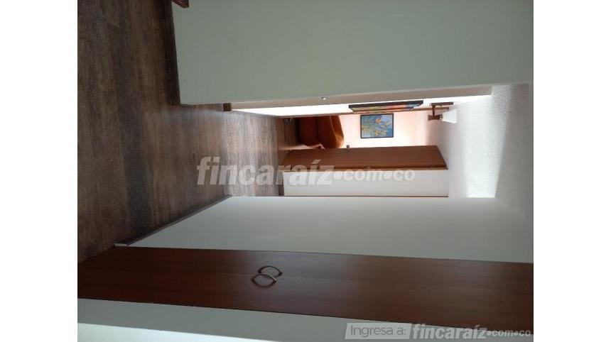 Piso – Bogotá, Toberín, Localidad Usaquén - Más