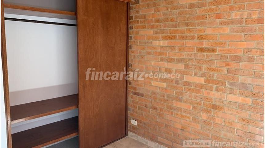 Piso – Bogotá, Villa Gladys, Localidad Engativá - Más