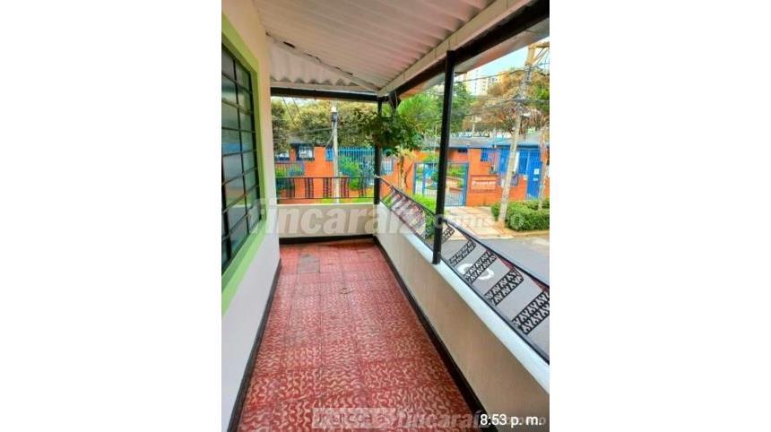 Apartment in Bucaramanga, Chorreras de Don Juan, Comuna García Rovira - More
