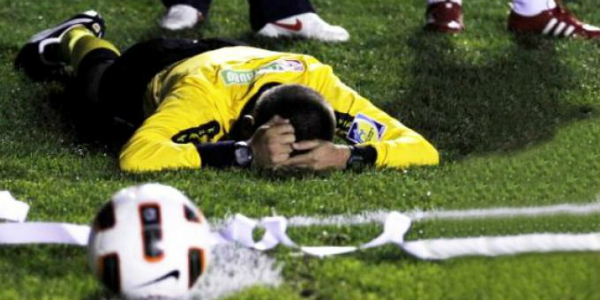 Holanda: cuatro futbolistas expulsados de por vida por asesinar a juez de l&iacute;nea