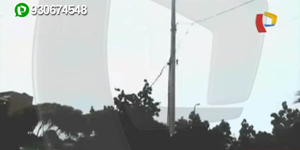 Callao: cables eléctricos están descolgados y expuestos en medio de un parque