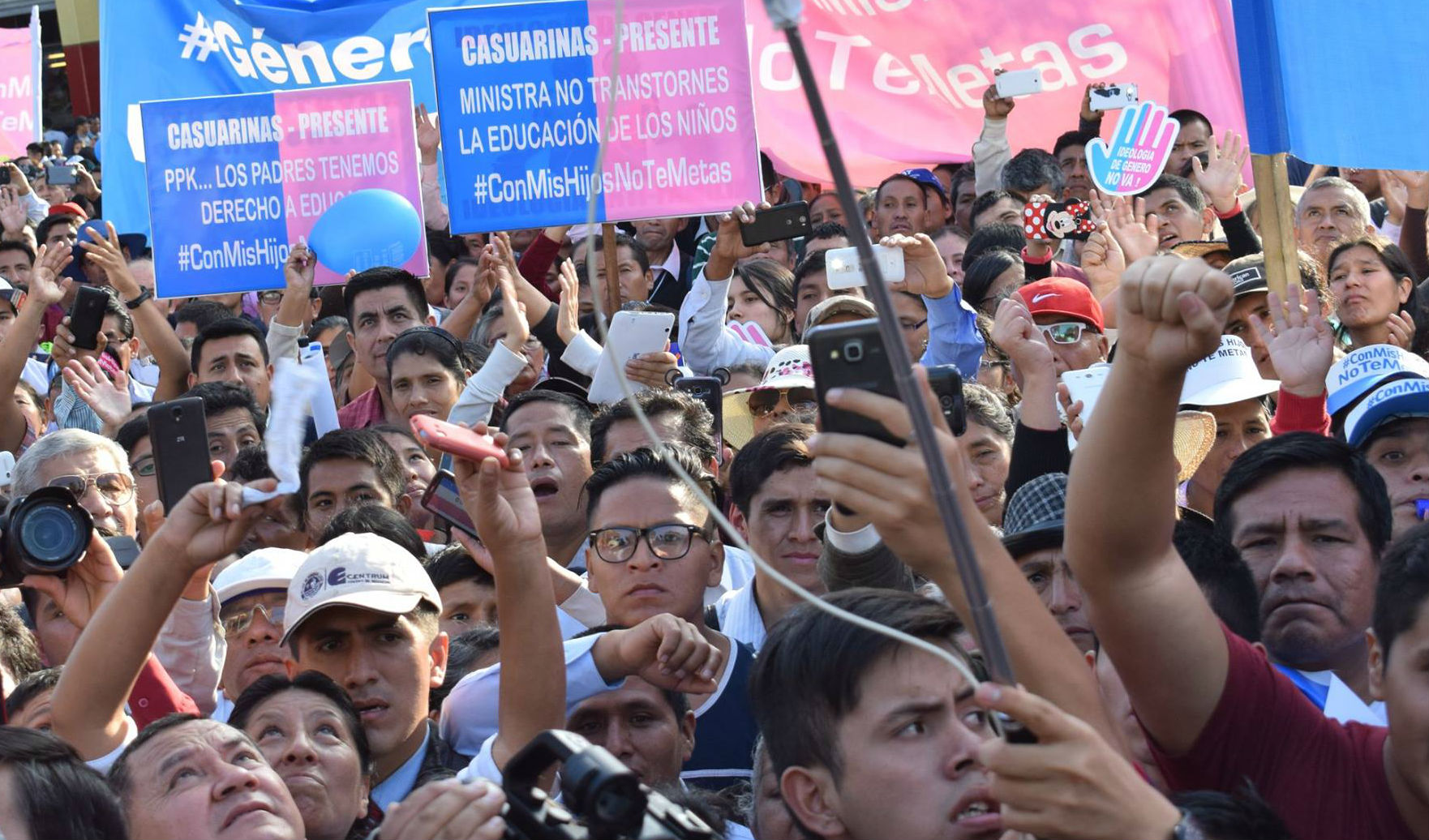 Colectivo “Con mis hijos no te metas” marchó contra Decreto Legislativo 1323
