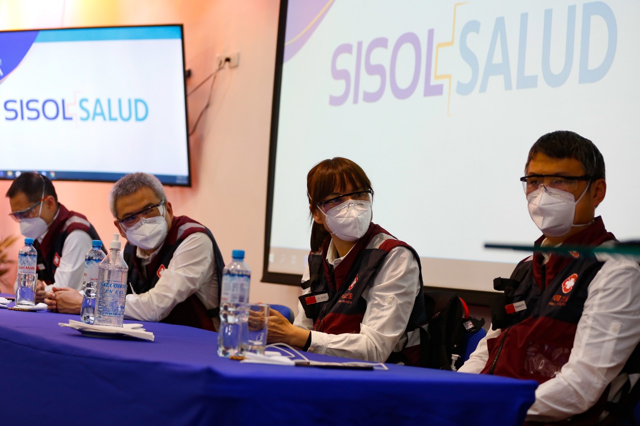 Funcionarios de SISOL Salud comparten experiencias con médicos chinos sobre la lucha contra el coronavirus