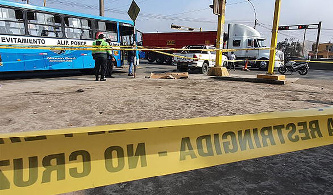 Puente Piedra: sicarios en moto asesinan de siete balazos a joven cobrador de combi - Vimarsana News