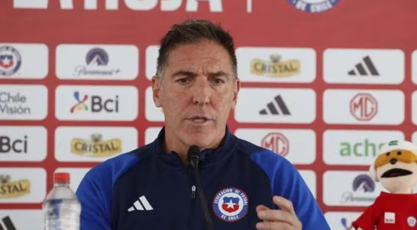 Eduardo Berizzo, director t&eacute;cnico de Chile: &ldquo;Per&uacute; es un rival directo&rdquo;