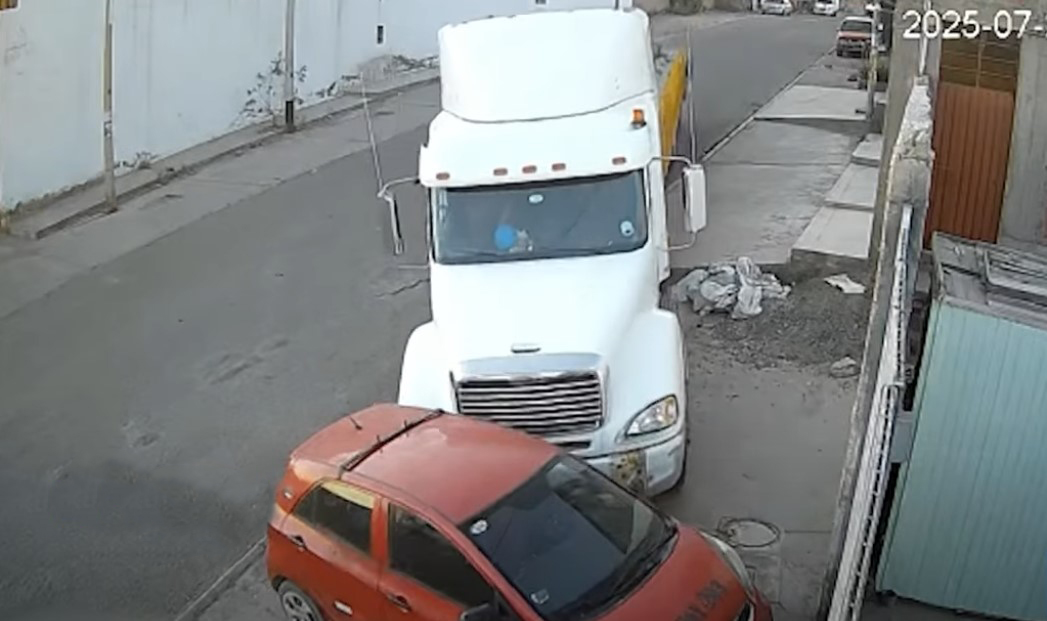 Mecánico pierde pierna luego de ser arrollado por tráiler en Arequipa