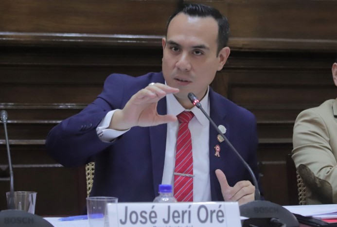 José Jerí: Fiscalía archiva denuncia contra presidente del Congreso por violación sexual