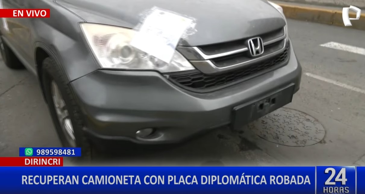 Policía recupera camioneta robada que circulaba con placa diplomática