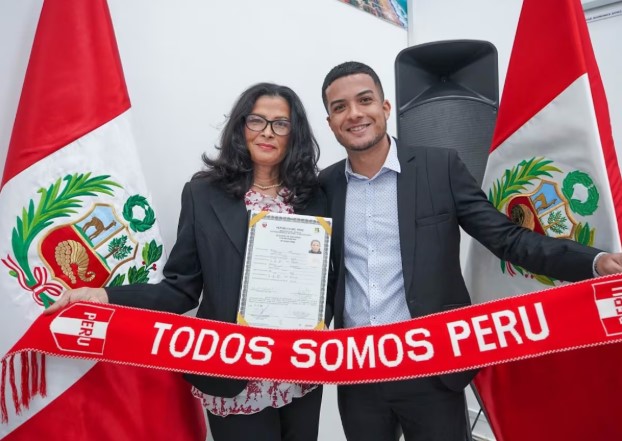 Extranjeros deberán ganar 4,458 soles mensuales para nacionalizarse en Perú