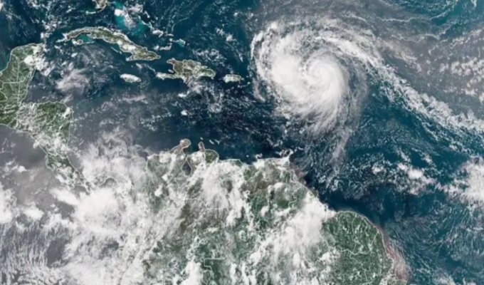 EEUU emite alerta por huracán Erin: peligra casi toda la costa este