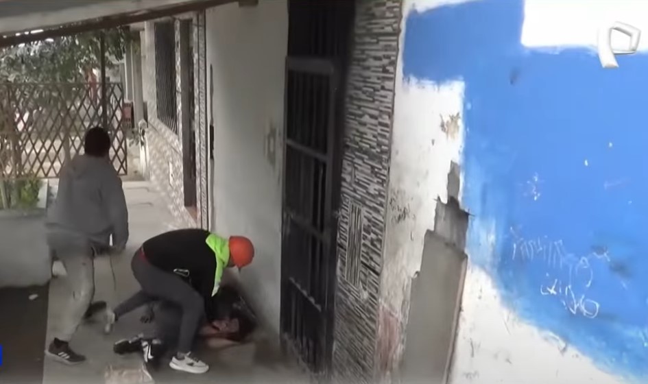 Carabayllo: policías disfrazados de obreros capturan a vendedores de droga
