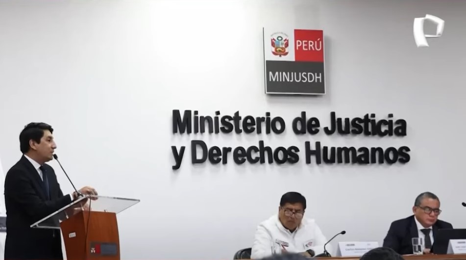 Gobierno propone instalación de cámaras con inteligencia artificial en buses