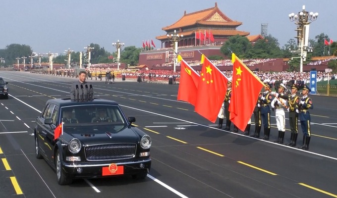 Xi pasa revista a tropas en acto de conmemoración del 80º aniversario de victoria contra agresión japonesa