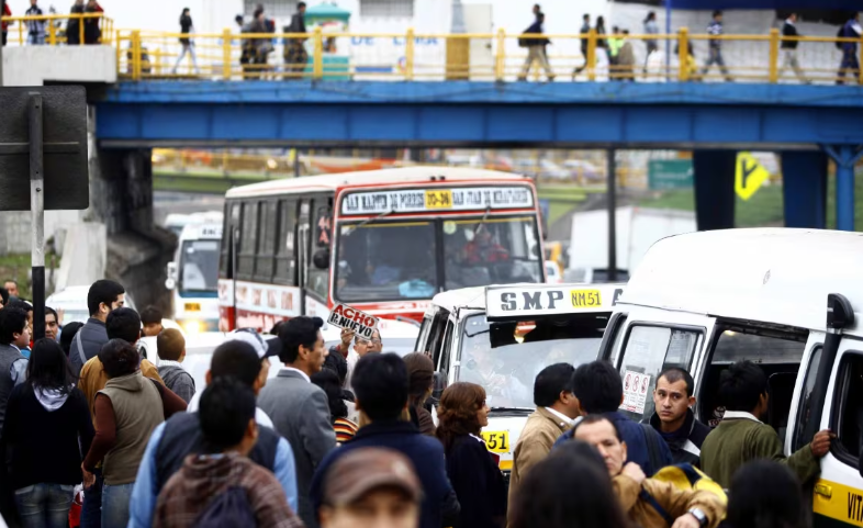 Gremios de transporte descartan paro y anuncian que trabajarán con normalidad