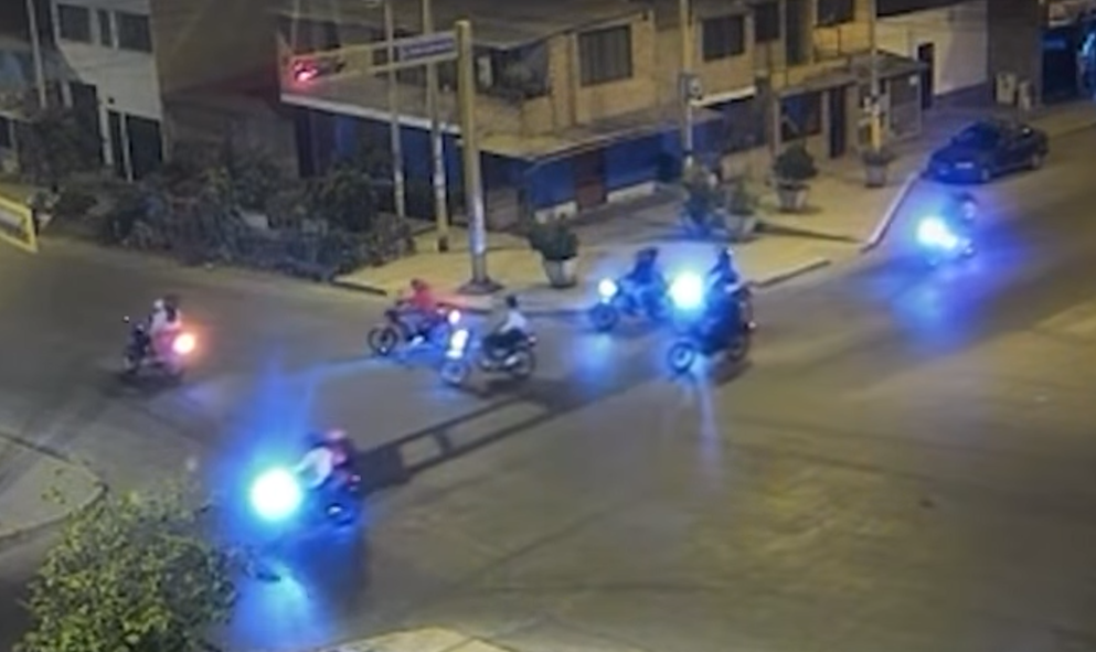 Villa El Salvador: motociclistas armados invaden avenidas para hacer piques ilegales