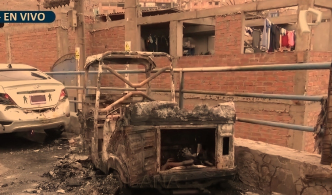 Quinto ataque contra empresa de mototaxis en Independencia: incendian vehículo horas antes del paro