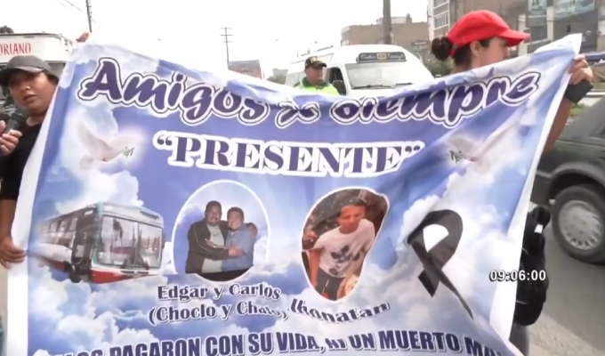 Mujeres transportistas marchan contra inseguridad y exigen justicia por sus compañeros asesinados