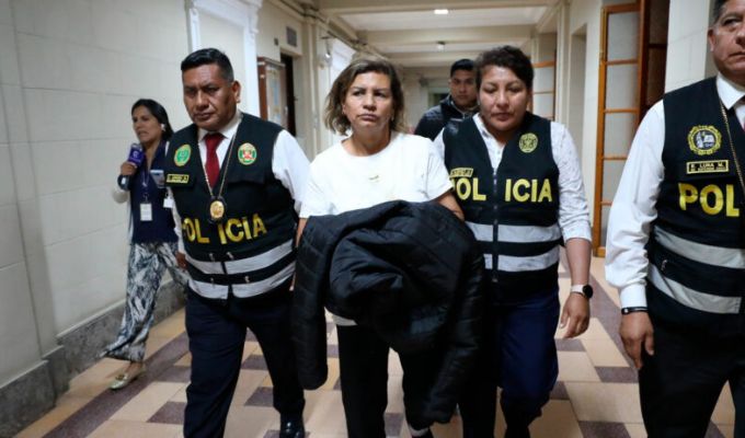 Elizabeth Peralta: Juez ordena ubicación y captura de suspendida fiscal vinculada al caso "Chibolín"