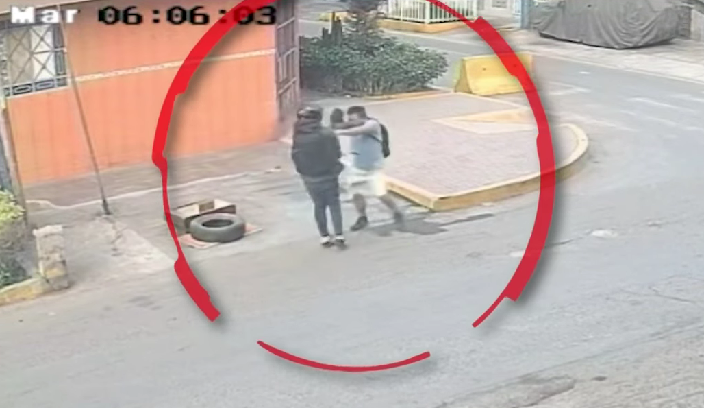 Cercado de Lima: delincuente armado asalta a dos personas en menos de 15 minutos