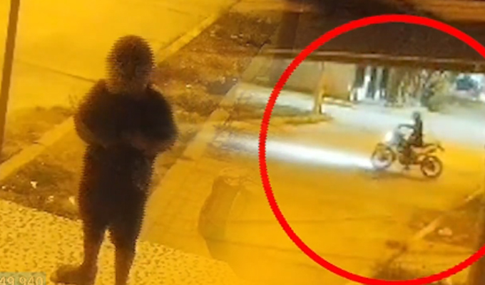 Tumbes: Cámara registra a extorsionadores atentando con explosivo contra casa de comerciante