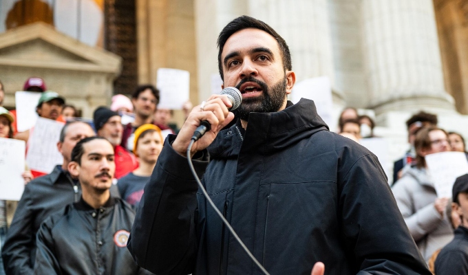 Zohran Mamdani desafía a Trump y promete mantener a Nueva York “ciudad de inmigrantes”