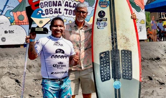 Peruano Gino Pérez se coronó campeón del ALAS Pro Tour 2025 en SUP Surf en Guatemala