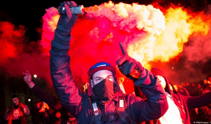 Congreso: proponen hasta 10 años de cárcel por cubrirse el rostro durante protestas