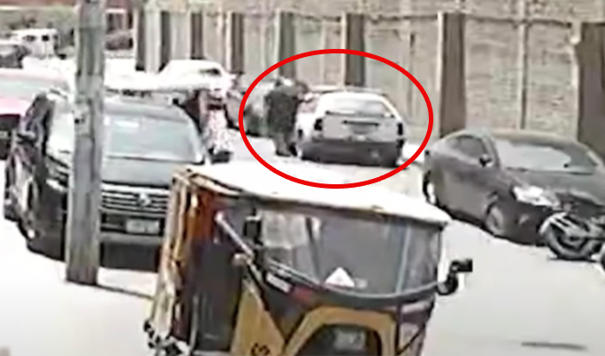 Le roban su auto en Comas: criminales le exigen S/3 mil para devolvérselo