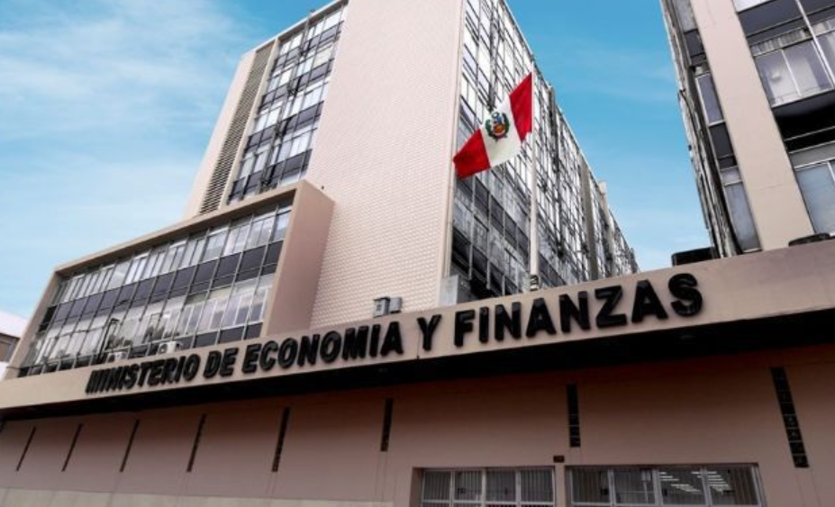 Gobierno implementa plan de austeridad para ahorrar S/ 1,200 millones y cumplir regla fiscal