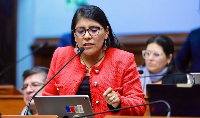 Margot Palacio critica beneficios navideños para congresistas: "Es desproporcional"