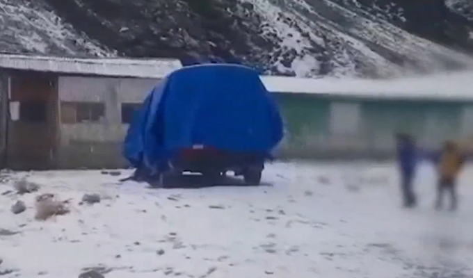 Escolares viajan 12 horas para pedir ayuda por crítica situación de su colegio en Arequipa