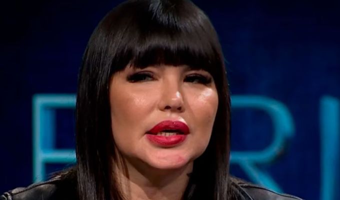 Angie Jibaja niega haberse metido con la pareja de su mamá: "Nuestra familia está muy bien"