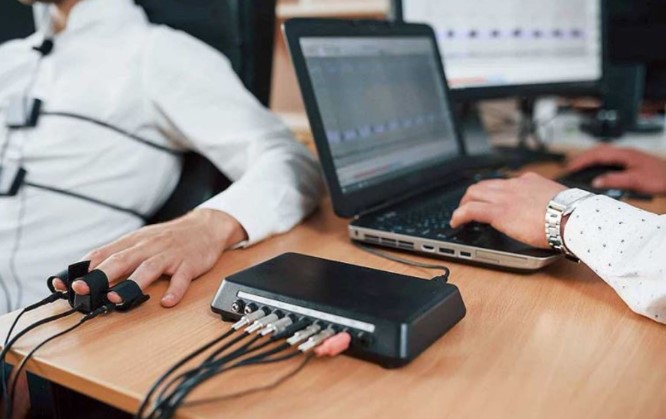 Gobierno inicia pruebas de polígrafo a personal del INPE: Lurigancho será el primer penal en aplicarse