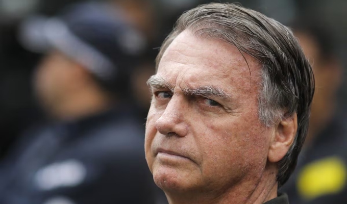 Policía de Brasil arresta a expresidente Jair Bolsonaro por riesgo de fuga