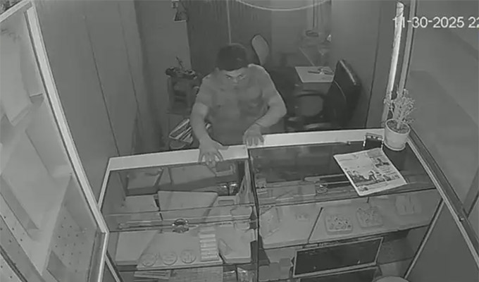 Asaltan conocida joyería en Chiclayo: hicieron forado y se llevaron alhajas por más de 80 mil soles