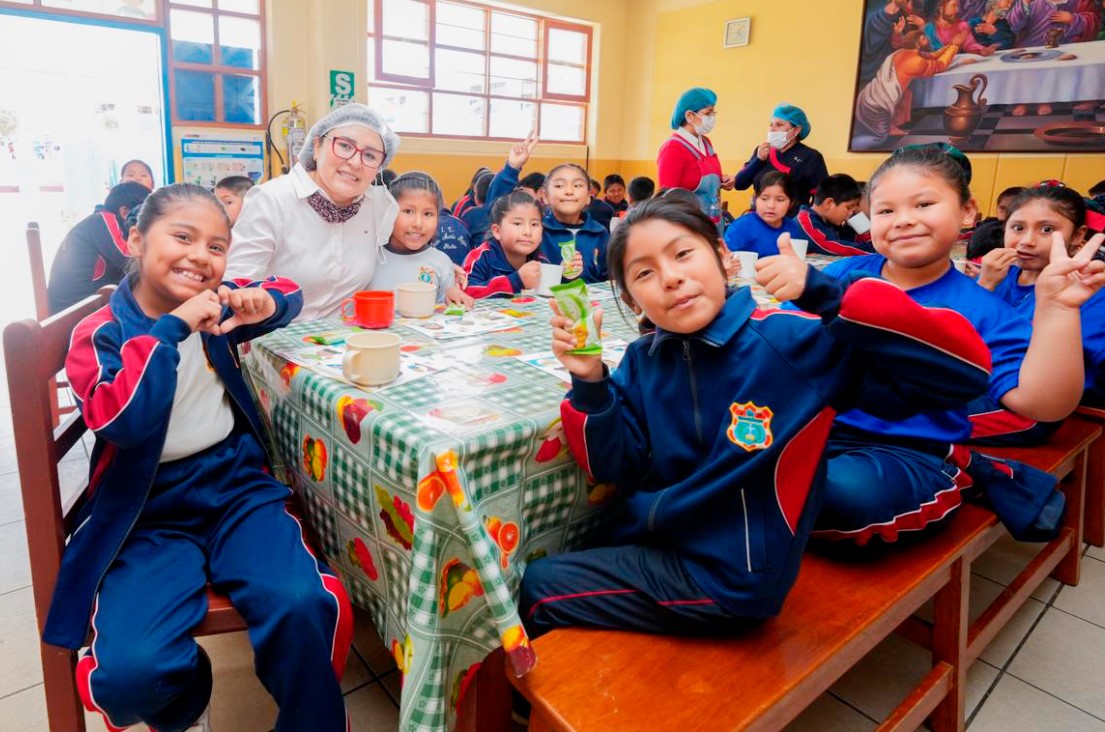 Programa Wasi Mikuna llega a más de 6 mil instituciones educativas públicas con operativo relámpago a nivel nacional