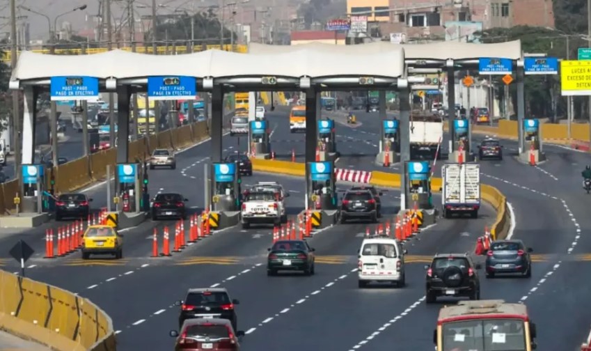 Rutas de Lima desactiva número de emergencia y retira sus logos en la Panamericana Sur
