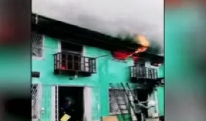 Incendio deja a 10 estudiantes fallecidos en Puno: solo 5 compañías de Bombero atienden la región