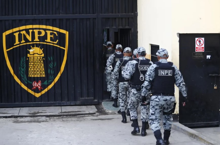 Revelan que personas sin experiencia fueron contratadas en el INPE tras reuniones con su presidente