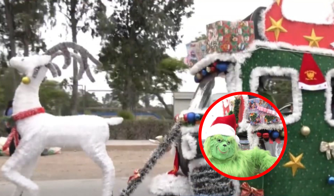 Con Grinch incluido: así es la "MotoNoel" que se ha convertido en la sensación navideña en VES