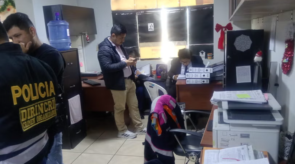 Capturan a siete presuntos integrantes de banda extorsiva ‘Los Elegantes de Lima Este’