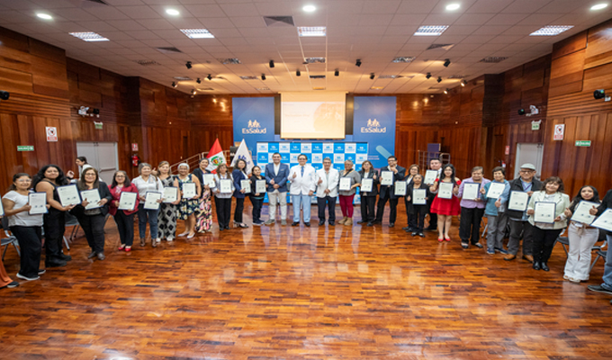 Treinta personas con discapacidad culminan programa de formación para emprendedores en EsSalud