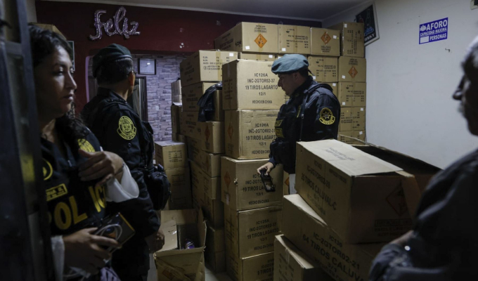 Decomisan cerca de cinco toneladas de pirotécnicos ilegales en vivienda de VMT