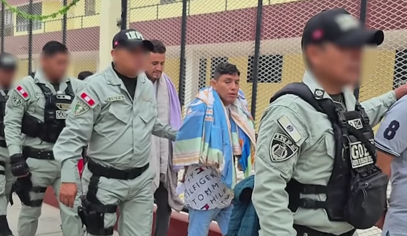 INPE traslada a 18 internos de alta peligrosidad del penal de Tumbes a diferentes cárceles del país